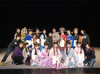 2011 傳藝鳳凰花畢業聯演-1圖片